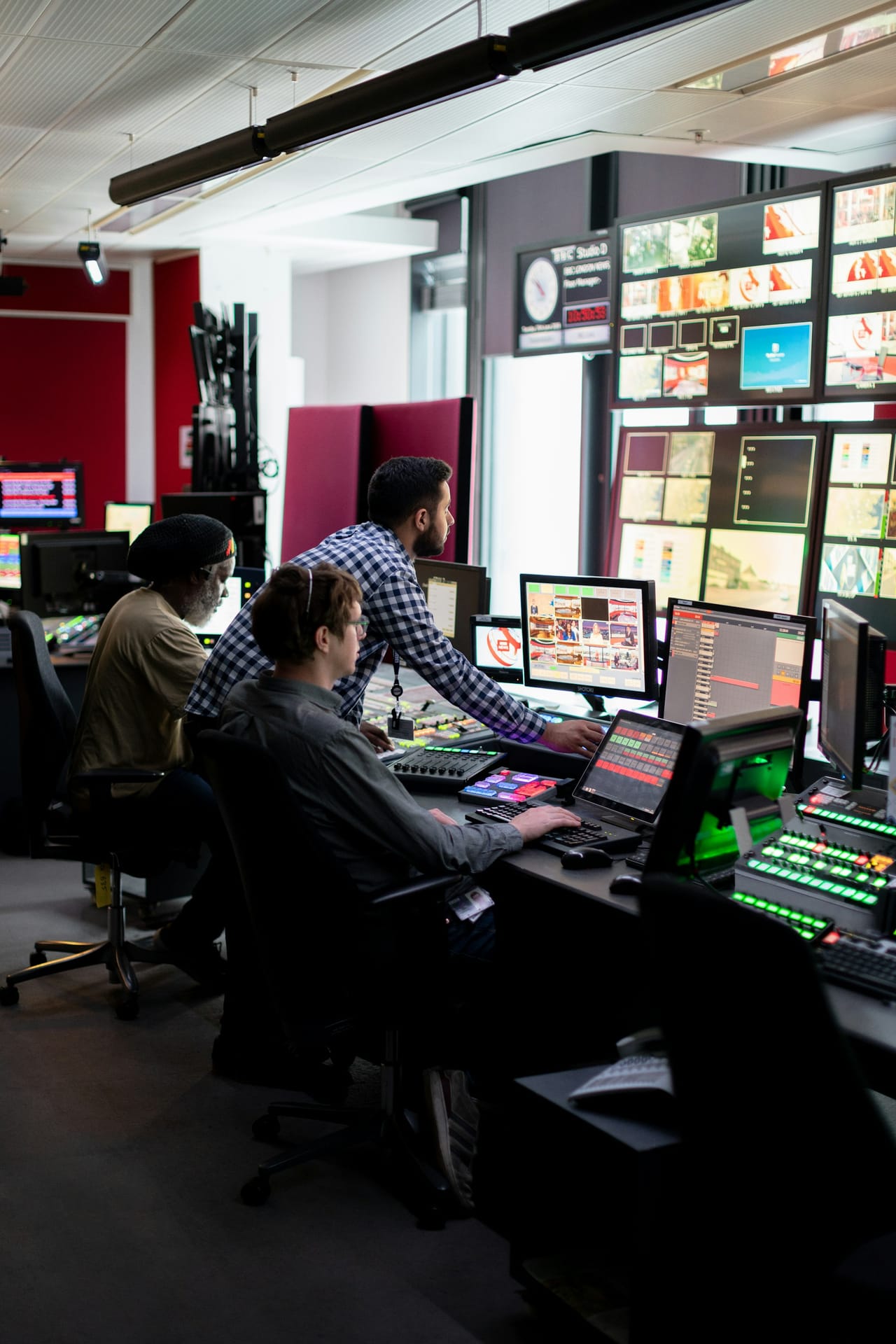 Centro de control y monitoreo con video wall